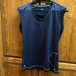 alo CoolFit women’s medium M v-neck top. Blue. Never worn. Side pocket w/zipper